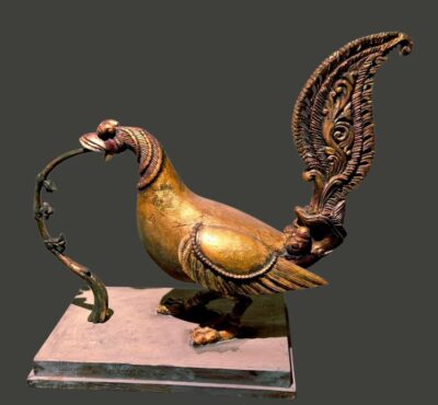 Wooden Mayura Vyali Statue – A Symbol of Knowledge and Prosperity