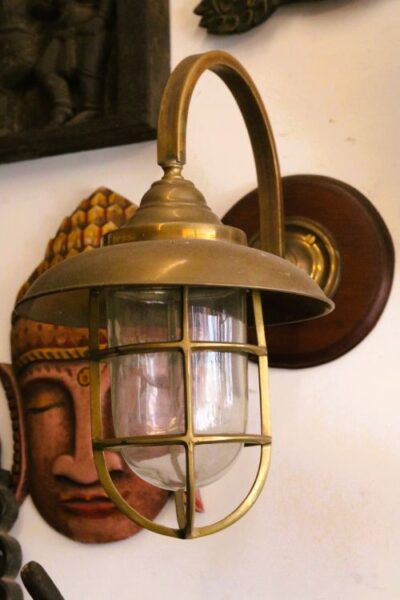 bronze marine lamp